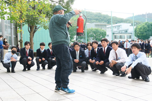 シェイクアウト・防災避難訓練